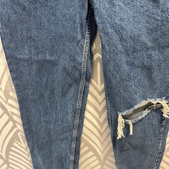 We The Free Blue Boyfriend High Rise Jeans Distressed - Picture 3 of 5
